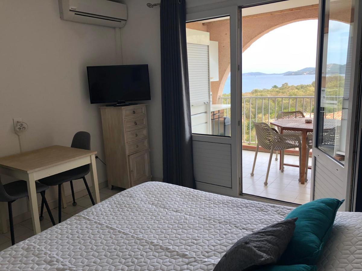 Résidence Les Pieds Dans L'eau Porto-Vecchio (Corsica)