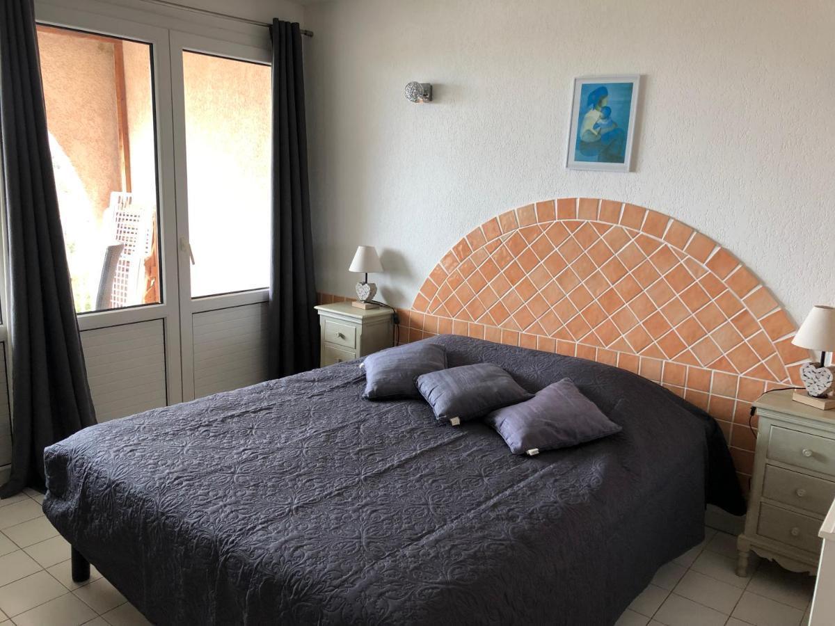 Résidence Les Pieds Dans L'eau Hébergement de vacances Porto-Vecchio (Corsica)