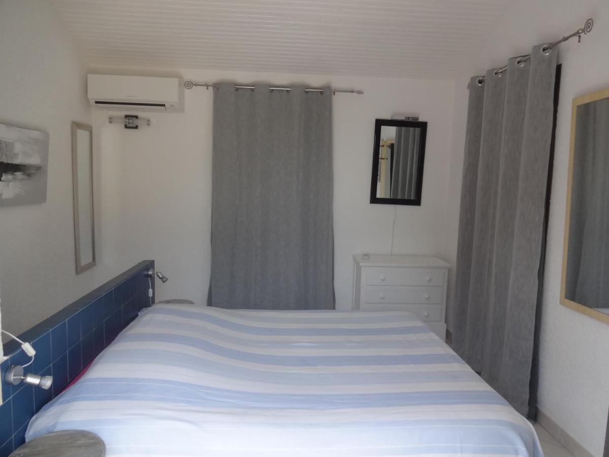 Holiday home Les Pieds Dans L'eau Porto-Vecchio (Corsica)